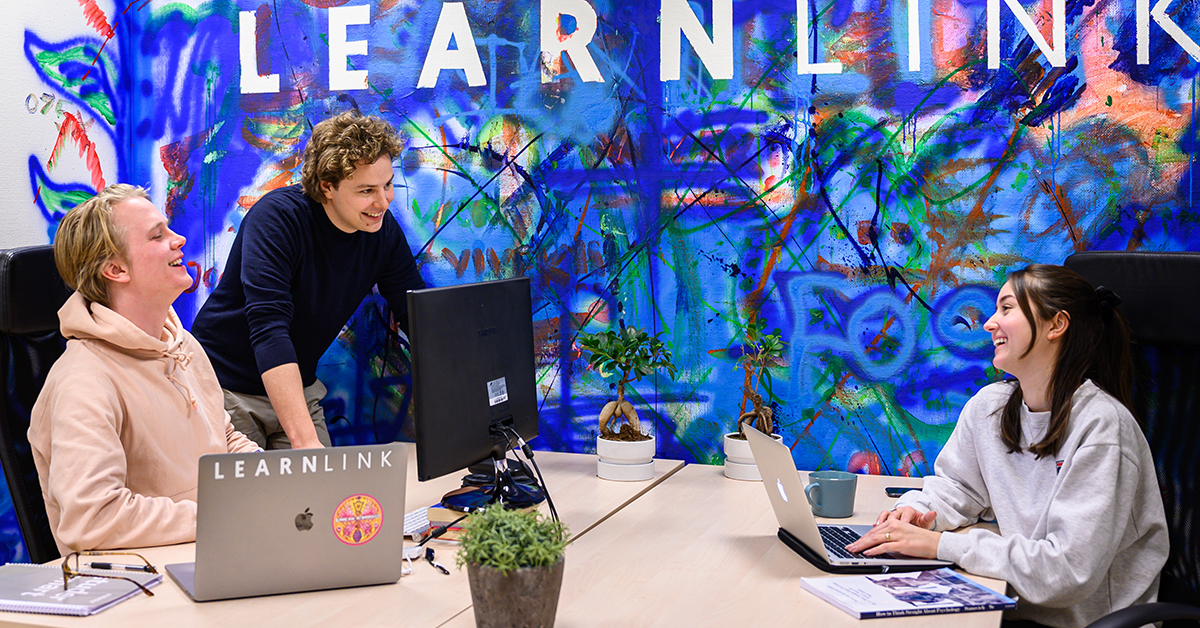 Mentorprogrammet Telia Startup har vært en kickstart for mange av deltakerne. – For oss har det vært en døråpner, sier en av gründerne. Nå åpnes det for nye søkere.  