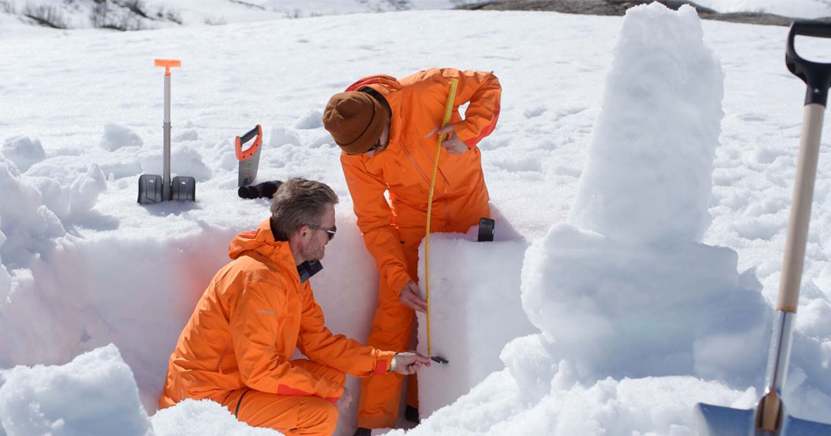 Bakgrunnsbilde for Vil berge liv med unik snøsensor