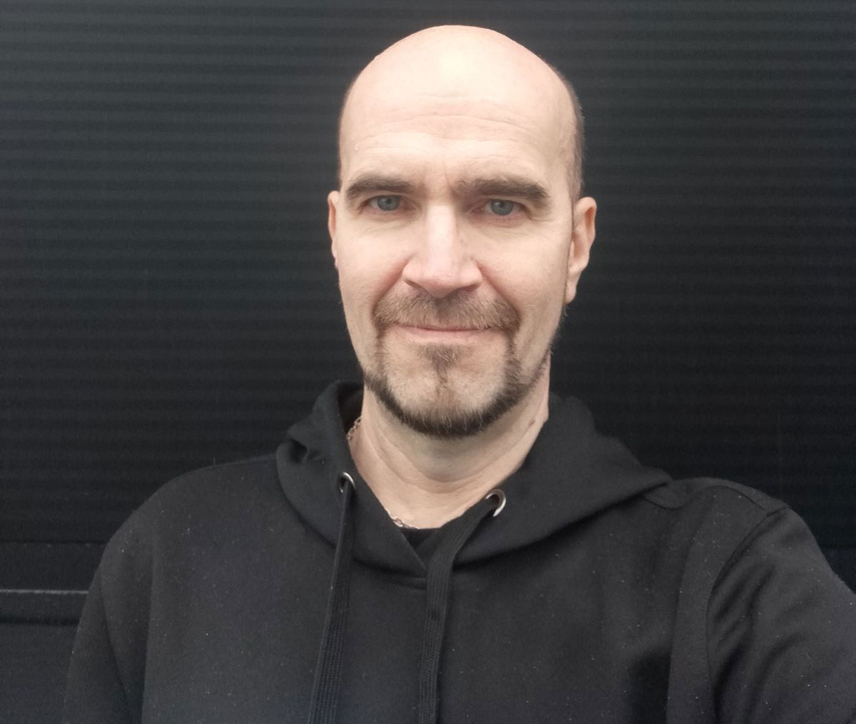 Selfiebilde av Geir Ove Røe, grunnlegger av Bitfix Helse
