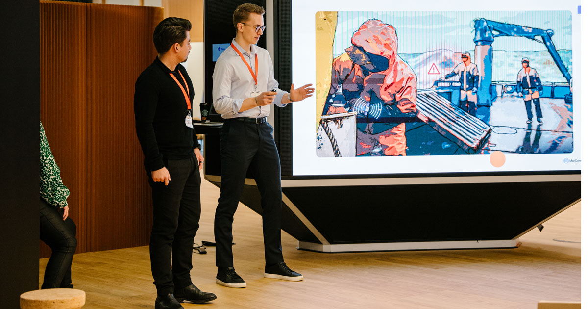 Marcus Bomann og Jakob Flovikholm vil gjøre det tryggere å jobbe til sjøs. Marcus Bomann og Jakob Flovikholm vil gjøre det tryggere å jobbe til sjøs.