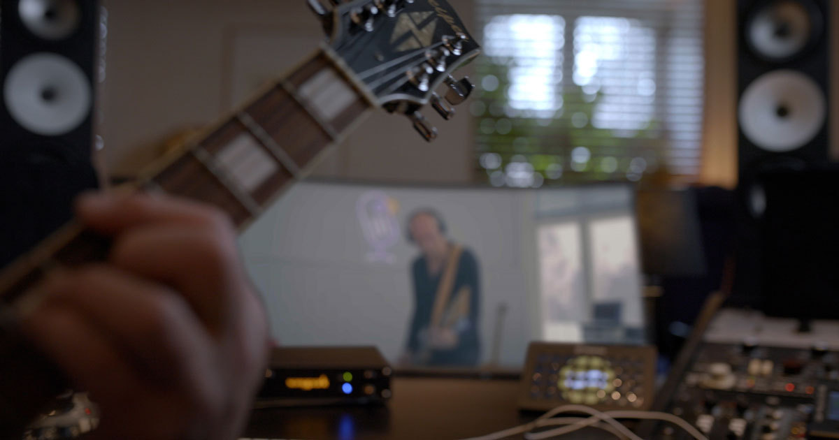 Hånd på gitar