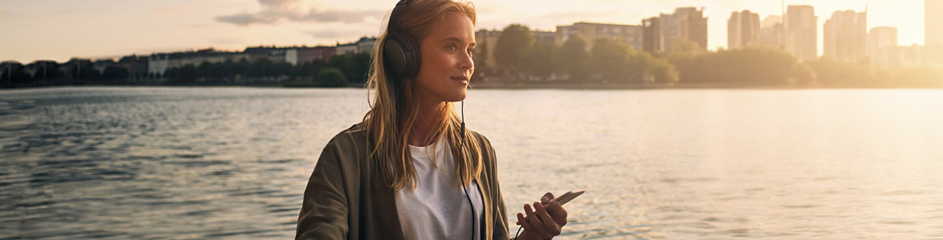 Bakgrunnsmedium i banneren for Roam Like Home