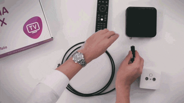 Gif of cable to box